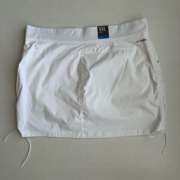 NWT Columbia Women’s White Omni-Shade Active Fit Skort XXL **FLAW** - Picture 2 of 13